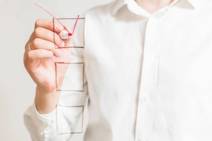 ЕРЗ.РФ провел опрос, который показал предпочтения покупатели при выборе новостроек.